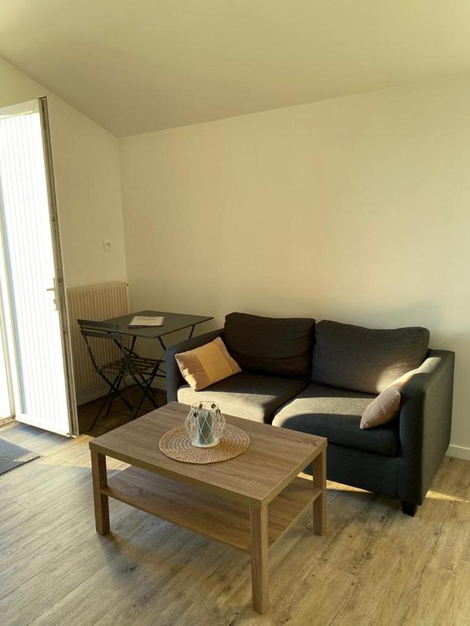 Petit T2 Proche Centre Ville 라로츠수르욘 외부 사진